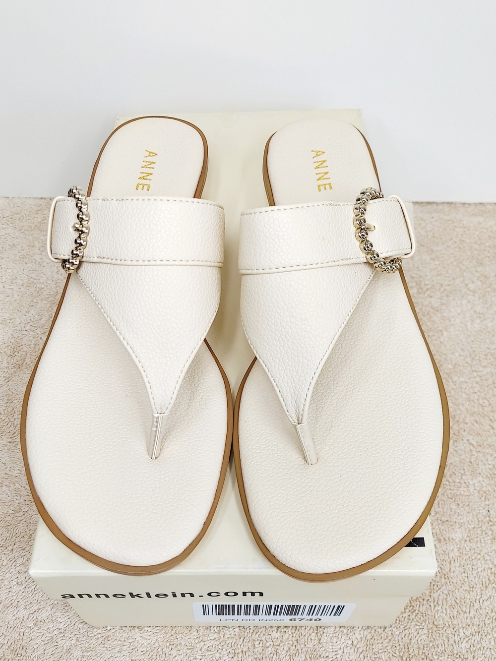 Anne Klein Ivory Thong Iflex Thessy Heel Sandal Women's Size 6.5 NWT Preppy - Picture 6 of 15